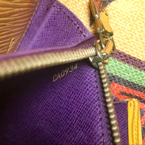 🚫SOLD🚫Authentic Louis Vuitton Portefeiulle - Picture 5 of 9